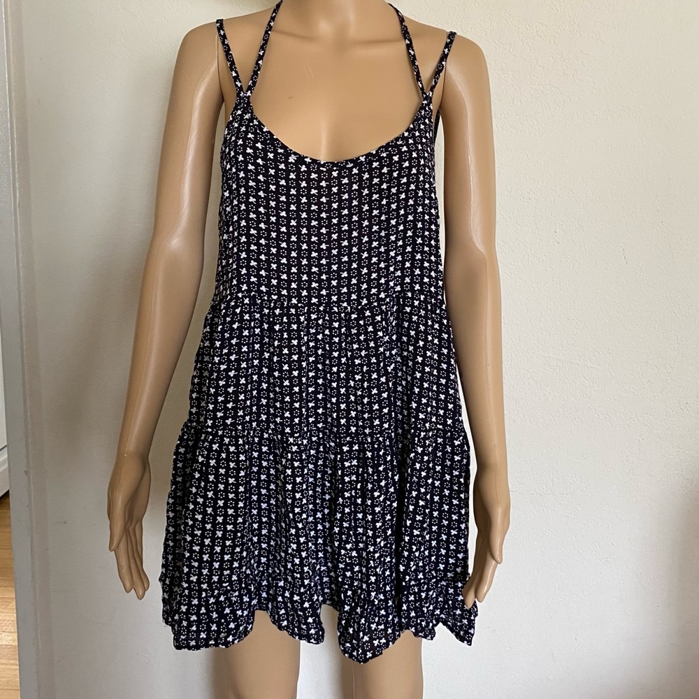 PAPER HEART Black and White Floral Backless Mini Dress Tunic Blouse Size…